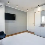 Downtown 3bdr In Magheru Apartmán Bukurešť