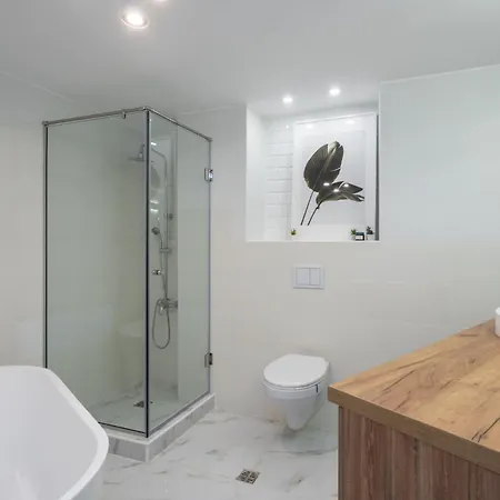 Downtown 3bdr In Magheru Апартаменты Бухарест