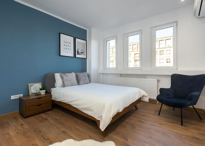 Downtown 3bdr In Magheru